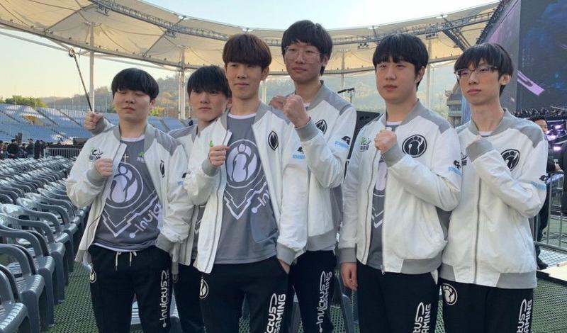 而投手端则 而投手端则